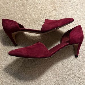 Vince pumps